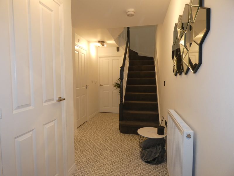 Entrance Hallway- click for photo gallery